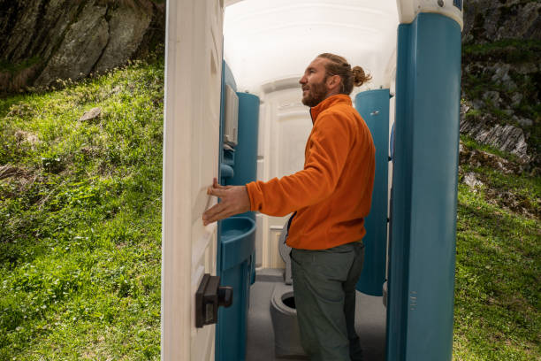 Best Porta potty delivery and setup  in Centralia, WA